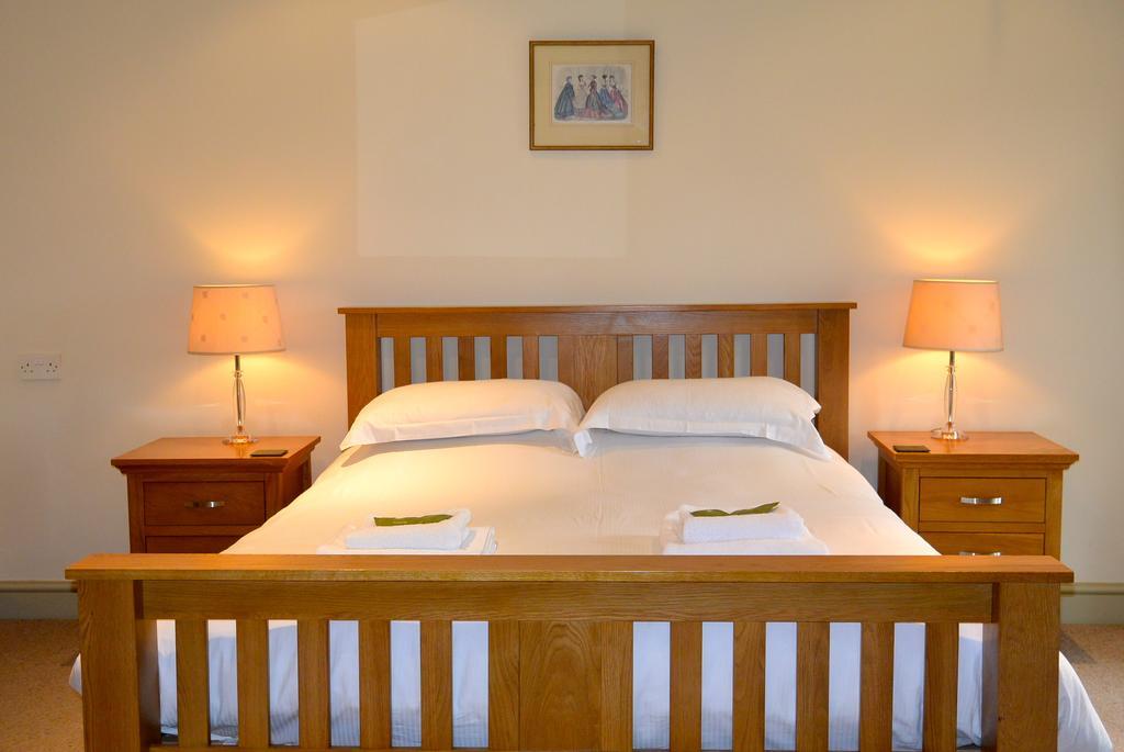 Coach & Horses Hotel Bourton-on-the-Water Стая снимка